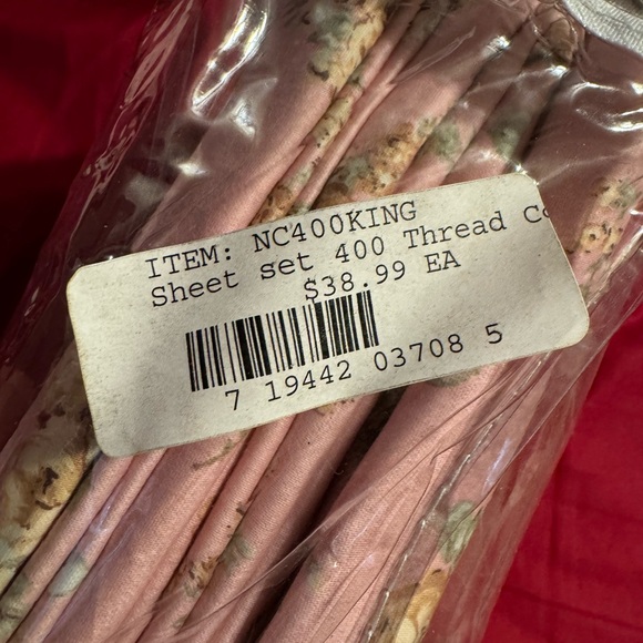 Pink 400 Thread Count King Size Sheet Set (NEW) - Picture 7 of 9